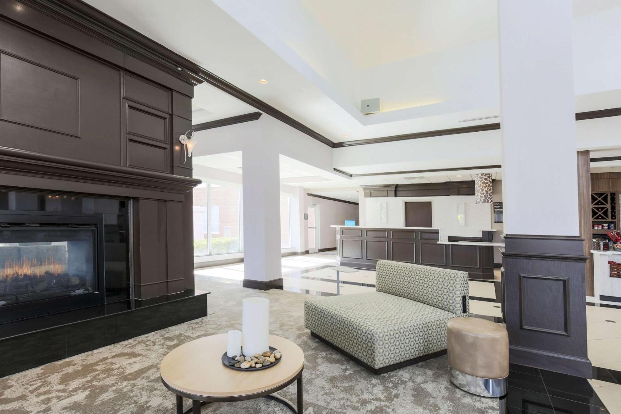 Hilton Garden Inn Норман Экстерьер фото